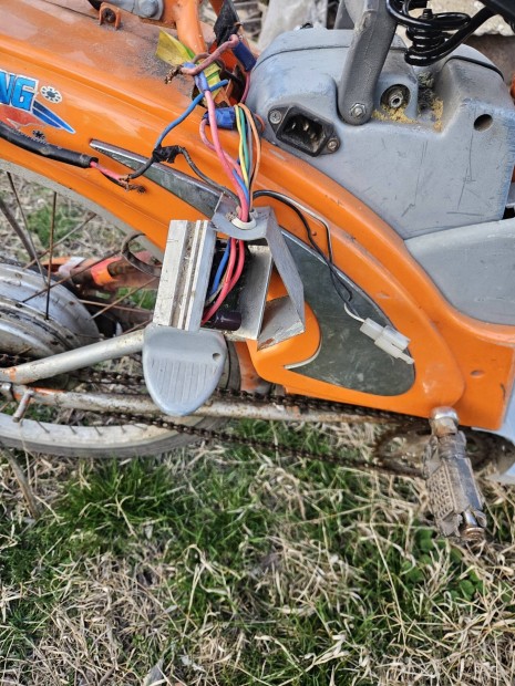 Elektromos ker�kp�r