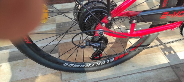 Elektromos ker�kp�r