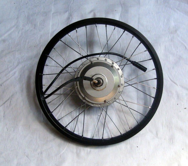 Elektromos kerkpr, roller 18 colos kerk