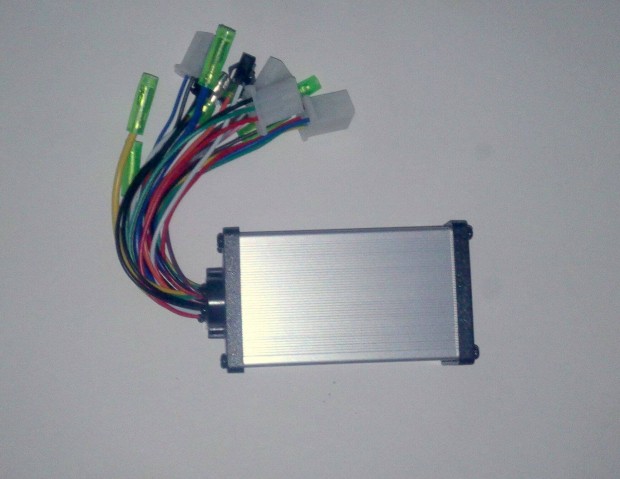 Elektromos ker�kp�r, roller vez�rl� elektronika