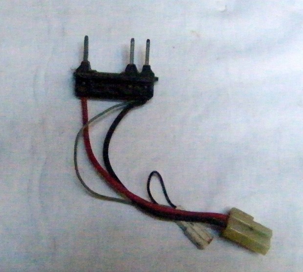 Elektromos kerékpár akkumulátor csatlakozó