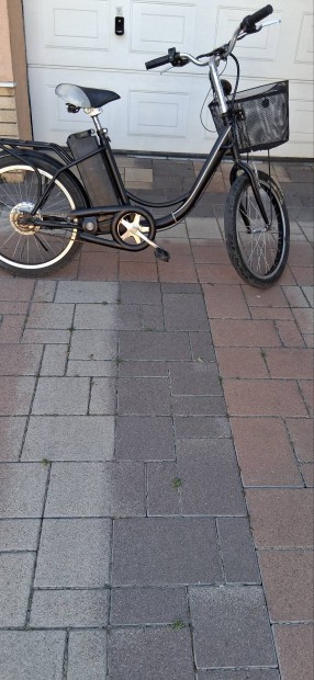 Elektromos kerékpár eladó