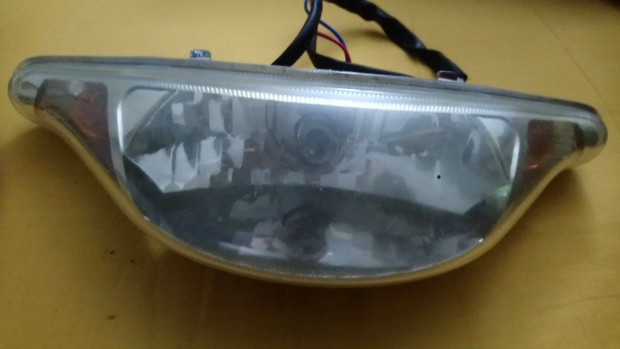 Elektromos ker�kp�r els� l�mpa