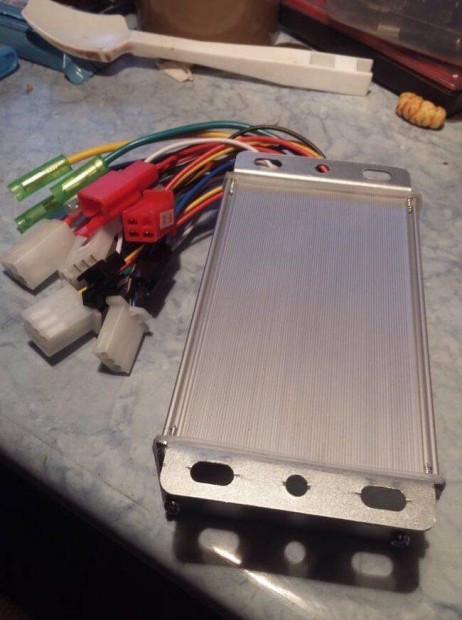 Elektromos ker�kp�r vez�rl� 36/48v 350w