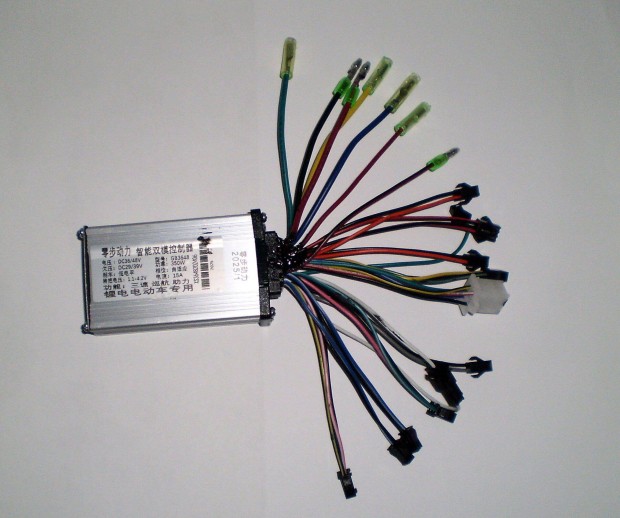 Elektromos ker�kp�r vez�rl� elektronika