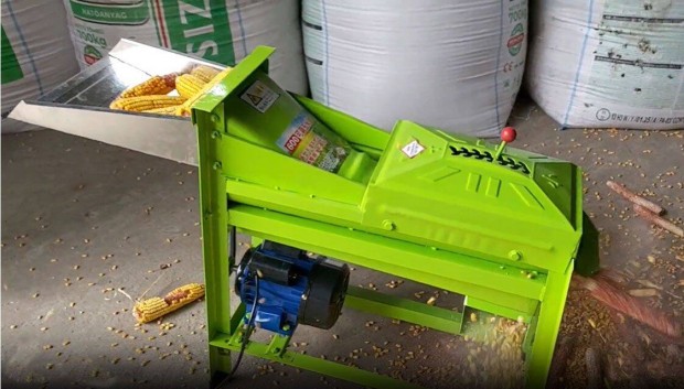 Elektromos kukoricamorzsol� szab�lyoz�val, 1500kg/�ra
