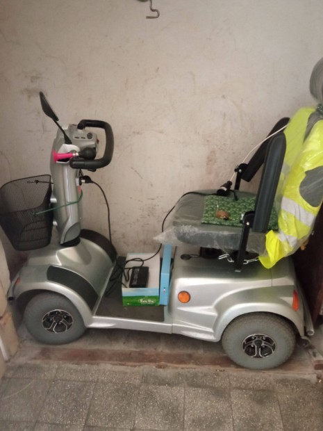 Elektromos moped