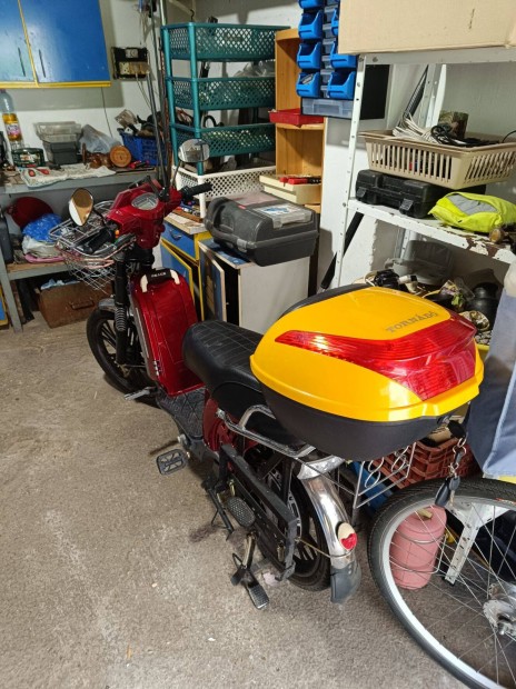 Elektromos moped
