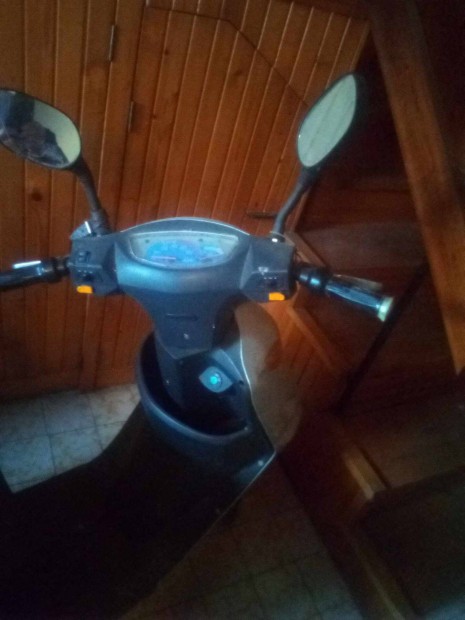 Elektromos moped