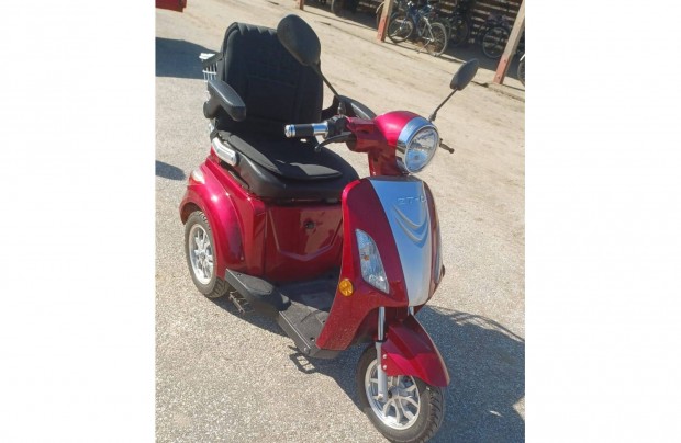 Elektromos moped Ztech (h�romkerek�)