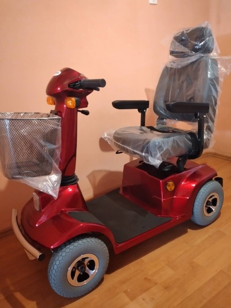 Elektromos moped  ( rokkantkocsi ) elad 