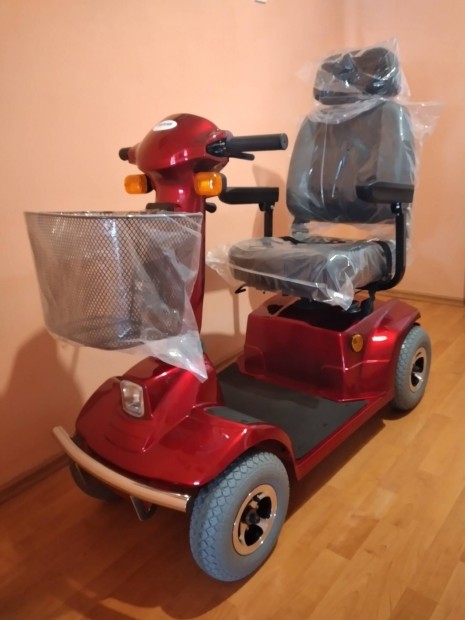 Elektromos moped ( rokkantkocsi ) elad 