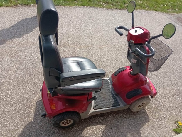 Elektromos moped, tricikli