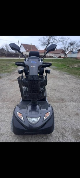 Elektromos moped elad 