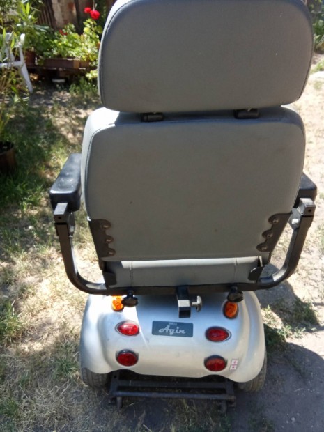 Elektromos moped elad 