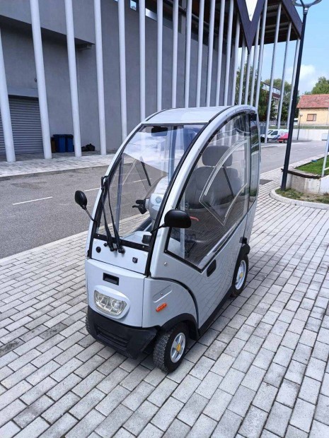 Elektromos moped kabinos rokkantkocsi