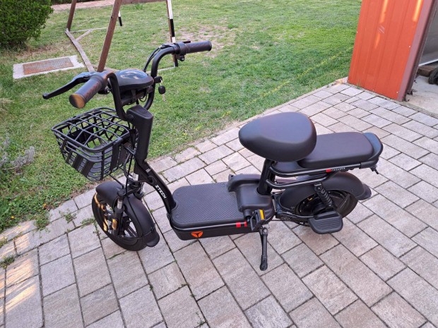 Elektromos moped/robog Z-Tech