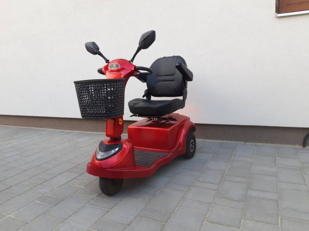 Elektromos moped rokkantkocsi