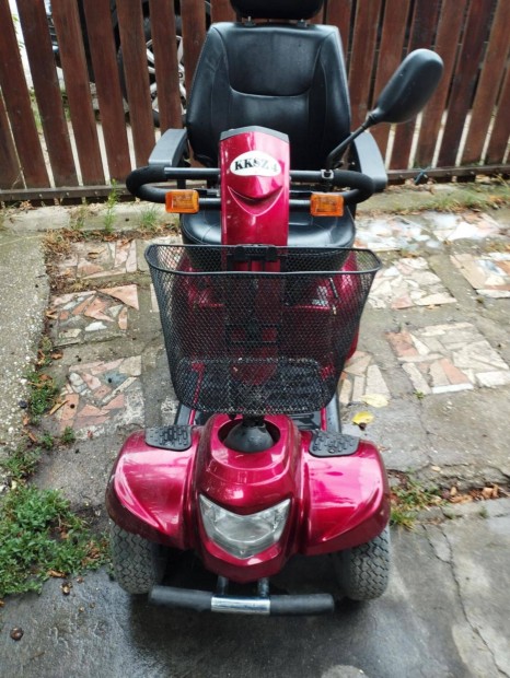 Elektromos moped rokkantkocsi