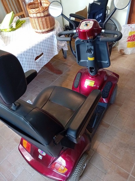 Elektromos moped rokkantkocsi