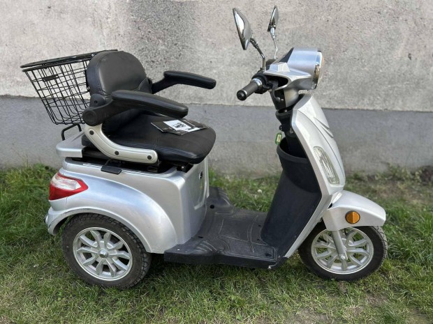 Elektromos motor,Nova Motors Bendi