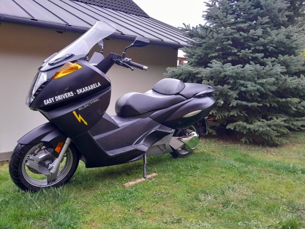 Elektromos motorker�kp�r