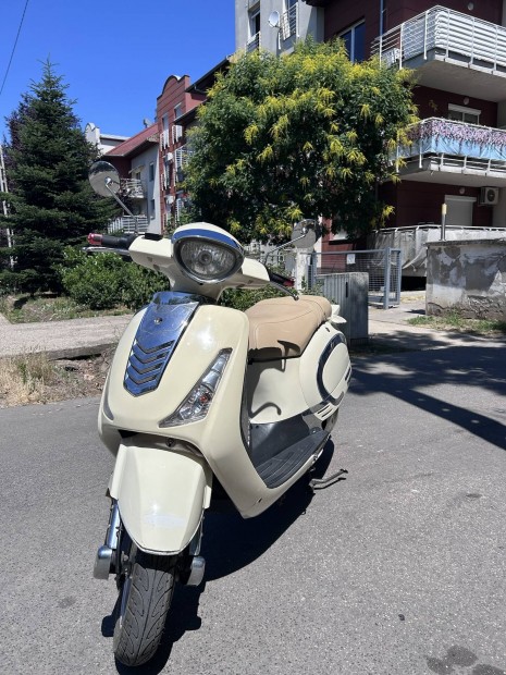 Elektromos robogo