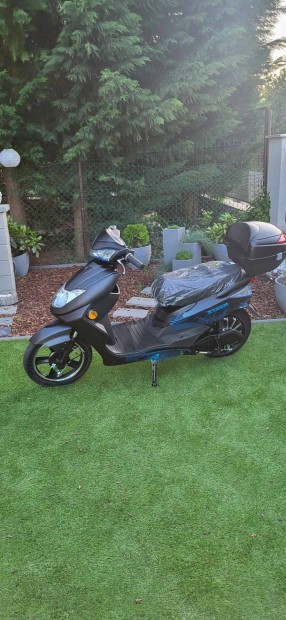 Elektromos robog kerkpr bicikli motor moped garancia szllts