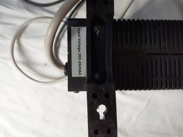 Elektromos rokkant kocsi tölltő 1