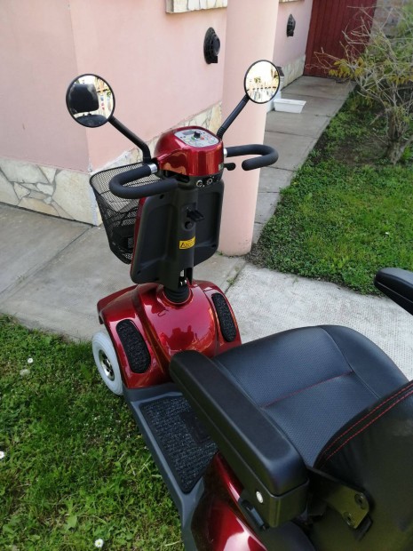 Elektromos rokkantkocsi