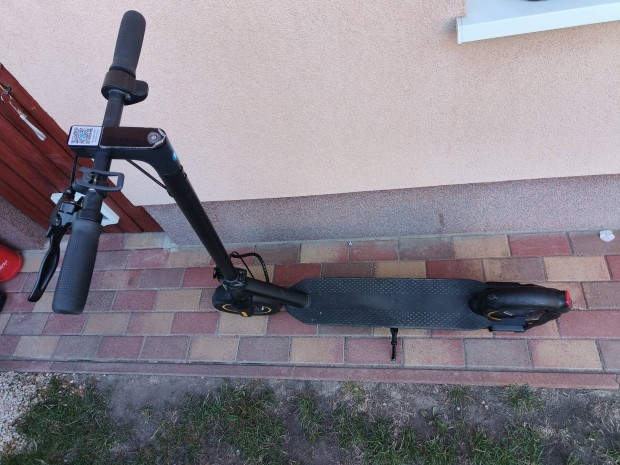 Elektromos roller 350W 10 col