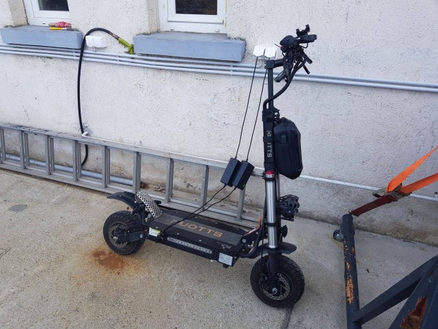 Elektromos roller