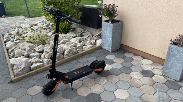Elektromos roller Kukirin G2 pro 2025 (E Scooter)
