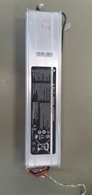 Elektromos roller L�tium akkuml�torok elad�ak 36v 12.4Ah