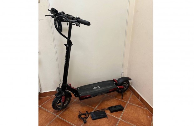 Elektromos roller Majestic Lewis