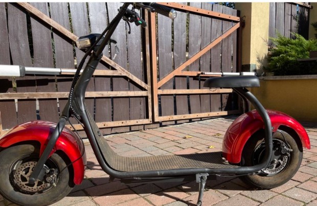 Elektromos roller Scooter