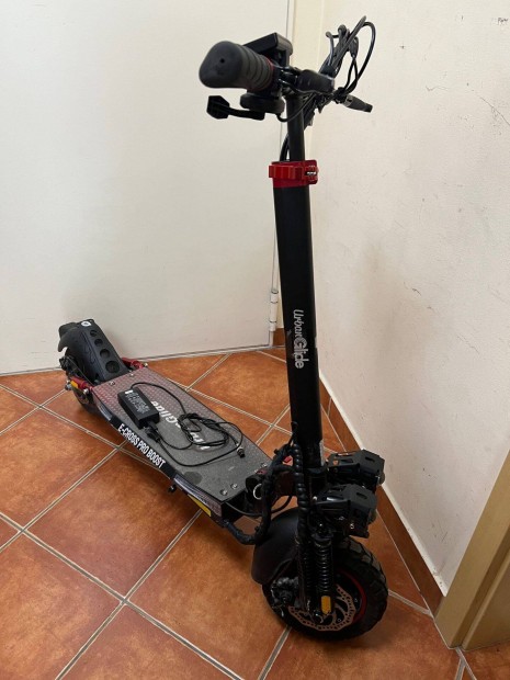 Elektromos roller, 25km/h, Dual motor, Urbanglide E cross pro boost