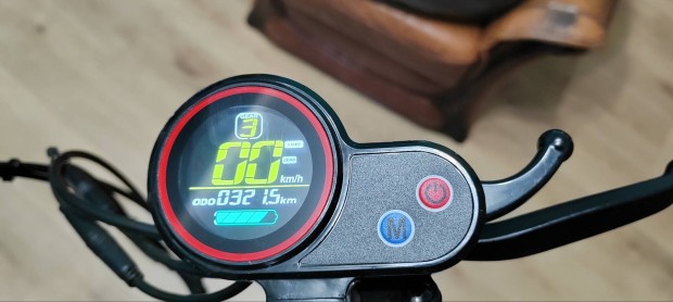 Elektromos roller 