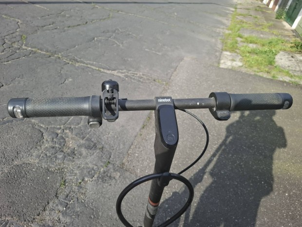 Elektromos roller 