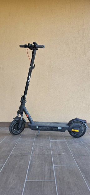 Elektromos roller: Xiaomi 5