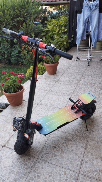 Elektromos roller - dupla motoros