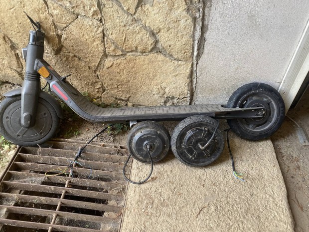 Elektromos roller alkatrszek 