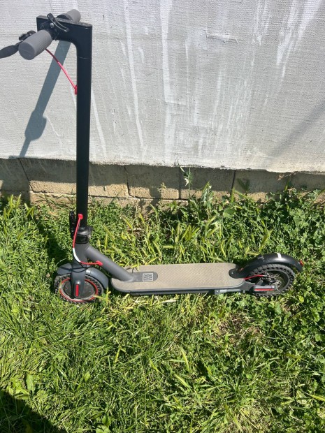 Elektromos roller elad
