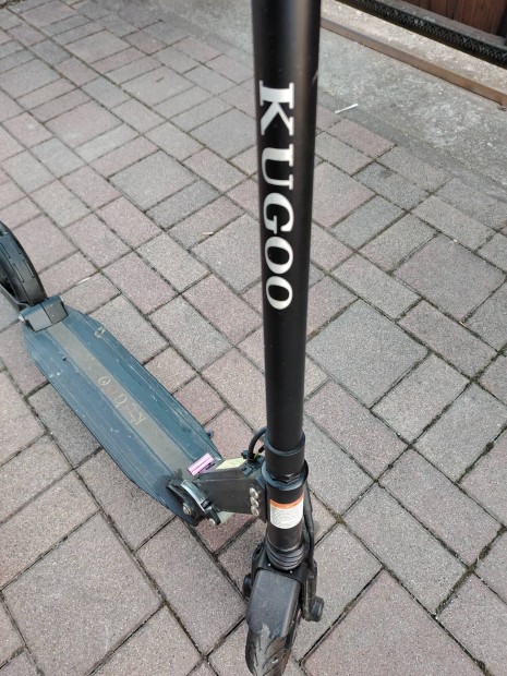 Elektromos roller elad�. 