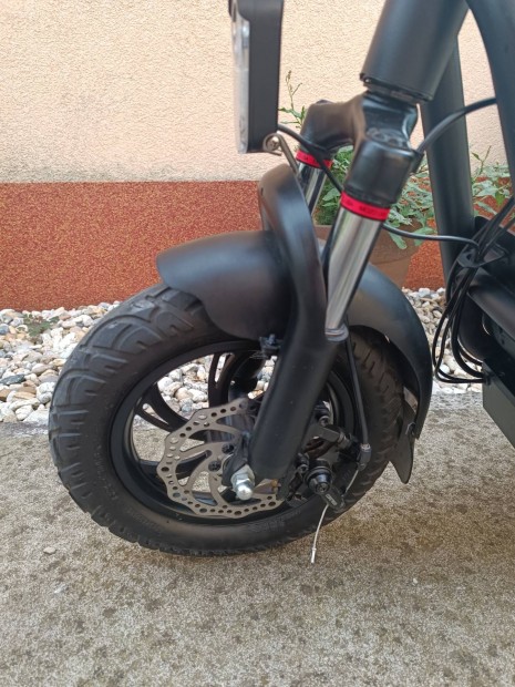 Elektromos roller elad! vagy cserlhet!