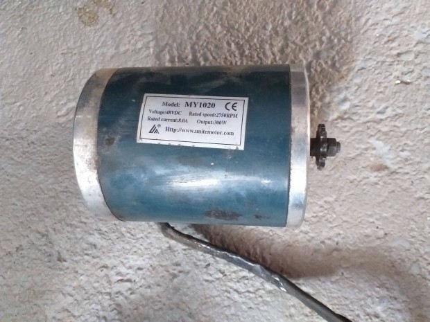 Elektromos roller motor 48V 300W eladó