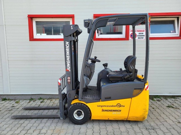 Elektromos targonca Jungheinrich efg113 1.3 t teherbrs 4.35 m emels