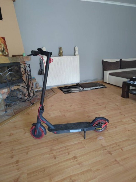 Elektromos xiaomi m365 pro roller