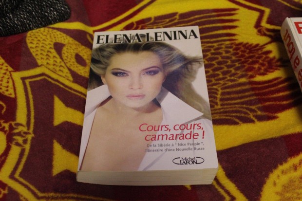 Elena Lenina: Cours, cours, camarade! konyv franciaul, uj