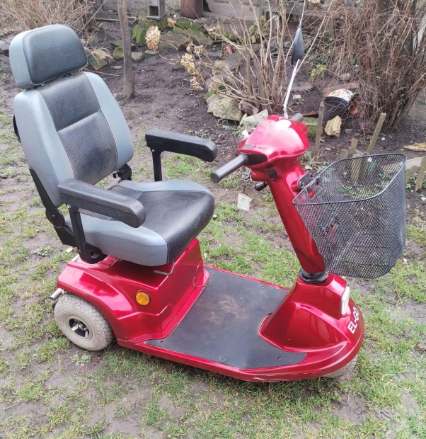 Elgo h�romkerek� moped